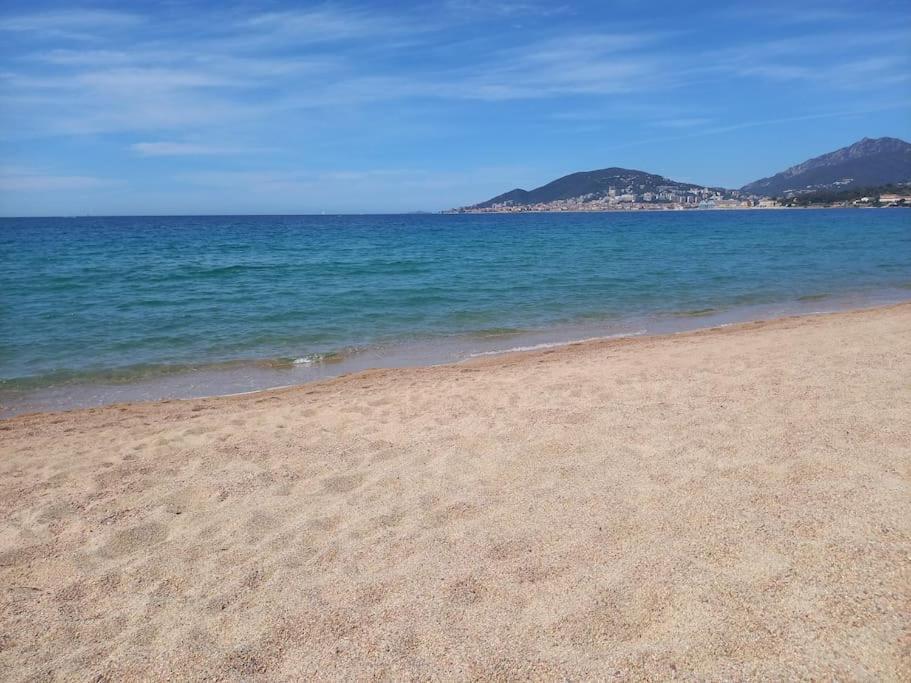 Appartement Vue Mer Avec Parking Ajaccio (Corsica) Exterior foto